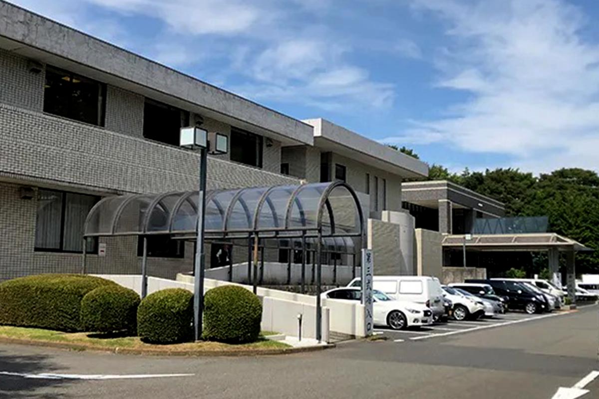 南多摩斎場の駐車場